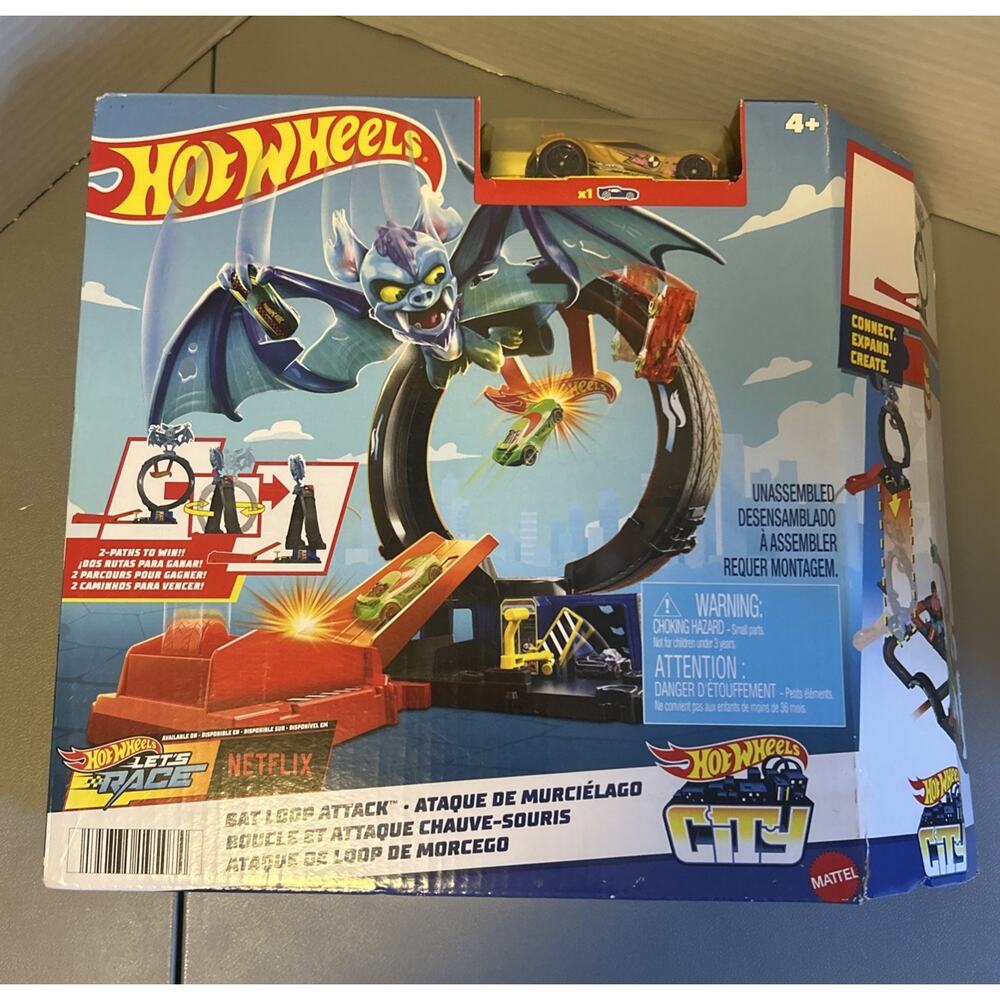 Hot Wheels City Playset - Bat Loop Attack Track Builder with Car -Brand New